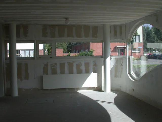 BIM建筑|多年后一个被抛弃设计的更生，一面巨墙朋分的立体室第 / Wall House 2