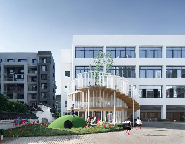 BIM建筑|视野之下，朴直有型：十堰A+天然幼儿园 l 迪卡幼儿园设计中间
