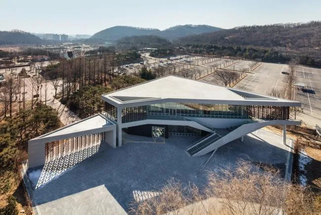 BIM建筑|光影斑驳，影随风动：韩国木材博物馆