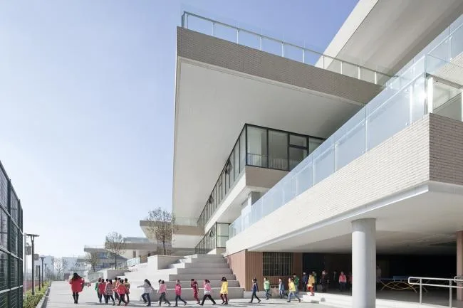 BIM建筑|垂直书院——姑苏科技城试验小学设计 / 年夜正+致正建筑事务所