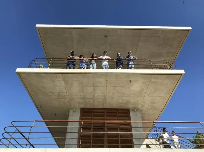 BIM建筑|远眺海面的多米诺屋子 / Taller de Arquitectura X / Alberto Kalach