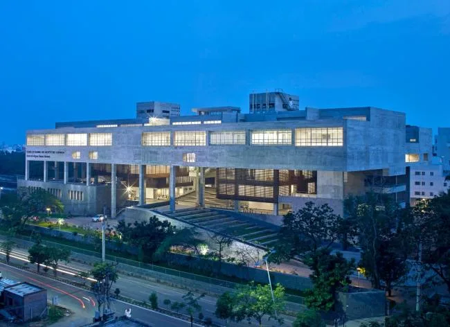 BIM建筑|宏大的排挤平台带来的多元可能性 / 维查雅瓦达计划与建筑学院研讨所