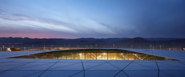 BIM建筑|苍莽戈壁中的一片白色蘑菇岩：以色列蒂姆纳国际机场