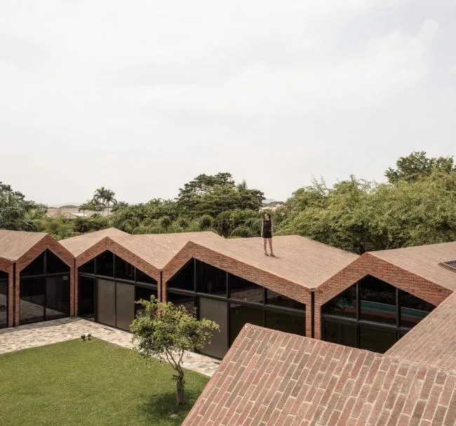 BIM建筑|El Cortijo室第：微缩的老城肌理 | Felipe Assadi Arquitextos
