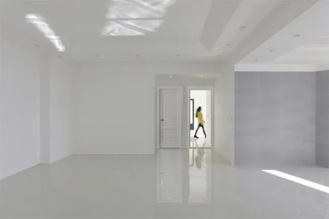 BIM建筑|如同被风化的粗粝岩石：阿维尼室第楼 | Heram建筑事务所