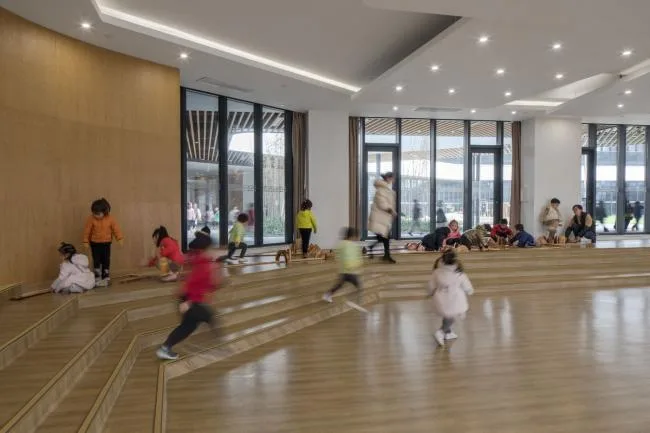BIM建筑|漂浮的乐土——杭州市浪潮幼儿园 / GLA建筑设计