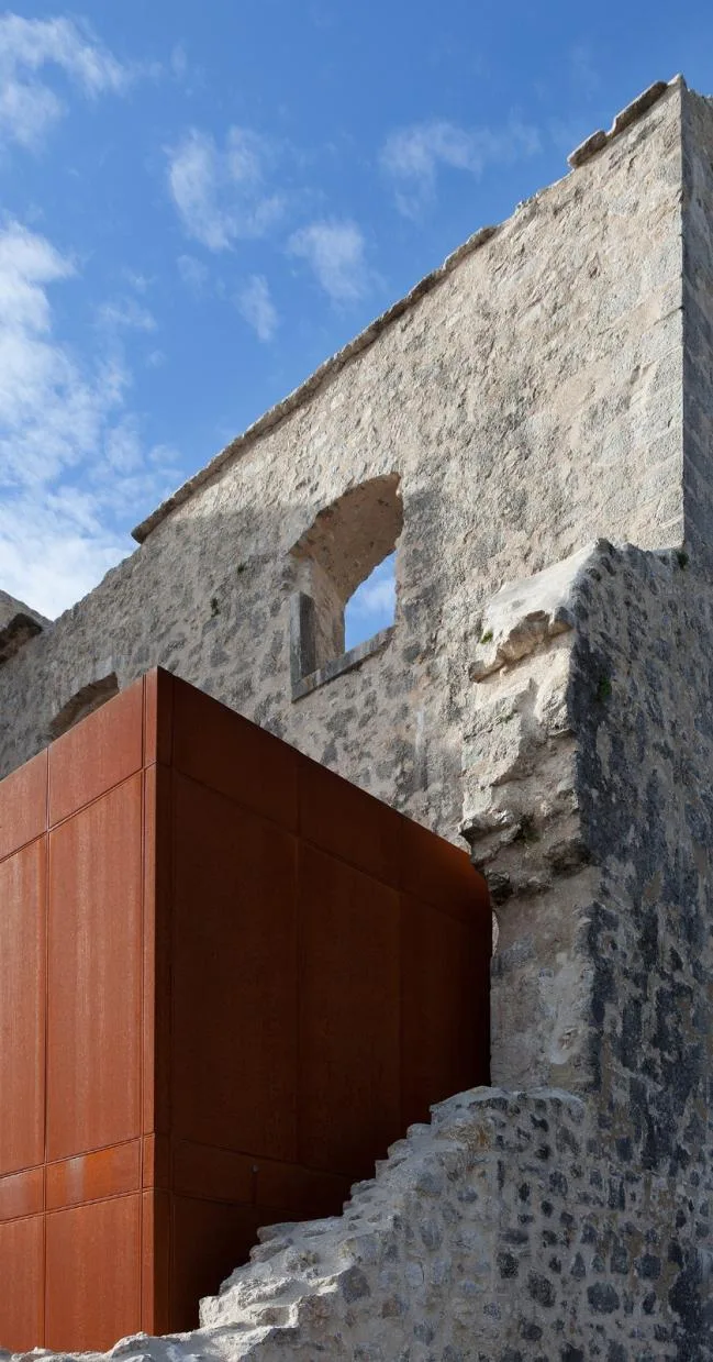 BIM建筑|卡斯塔夫的夏日天台／Nenad Fabijanić 建筑事务所
