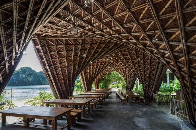 BIM建筑|远看阳光，沙岸与船主，越南兰哈湾竹度假酒店 / 武重义建筑事务所