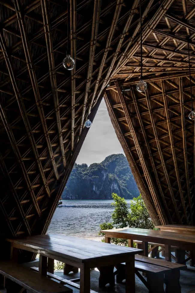 BIM建筑|远看阳光，沙岸与船主，越南兰哈湾竹度假酒店 / 武重义建筑事务所