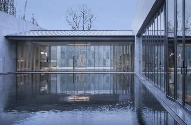 BIM建筑|水与石的江南光影——常州旭辉铂悦天宁生涯艺术馆 / 水石设计