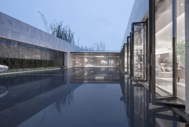 BIM建筑|水与石的江南光影——常州旭辉铂悦天宁生涯艺术馆 / 水石设计