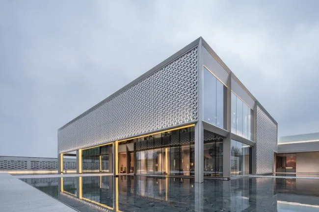 BIM建筑|青松翠柏，镜水院落：重庆万科翡翠公园 / 上海日清建筑设计