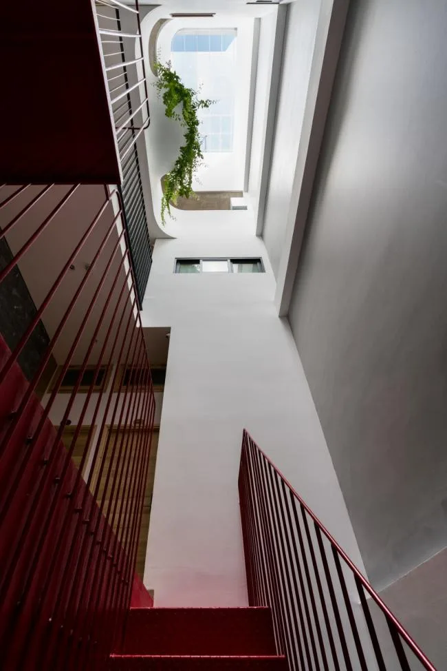 BIM建筑|迎风微笑的垂直花圃室第 / H2