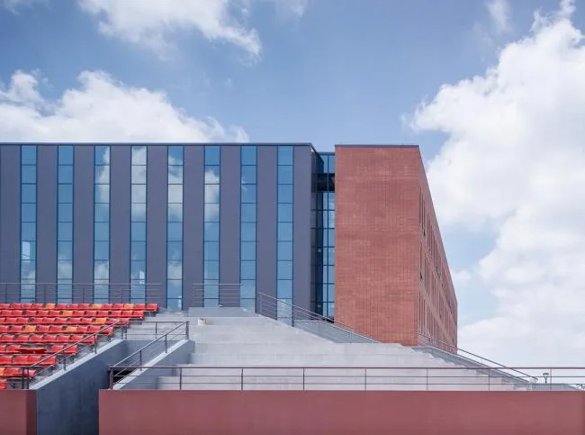 BIM建筑|浙江年夜学国际结合学院（海宁国际校区）综合体育馆 / 浙江年夜学建筑设计研讨院