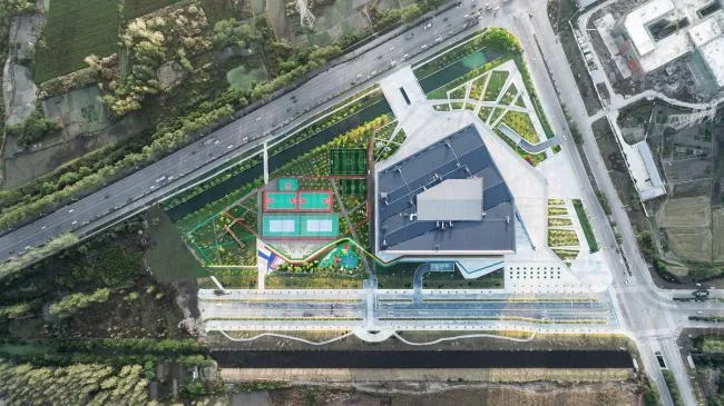 BIM建筑|动感的能量盒子：扬州南部新城体育园 / 柏涛设计