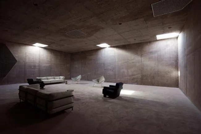 BIM建筑|仿佛岁月风化的古城堡：Pearling 遗址博物馆及进口 / Valerio Olgiati