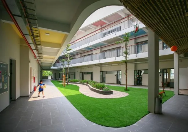 BIM建筑|动态绿色的梦幻校园：生态折线黉舍 / 1+1>2 Architects