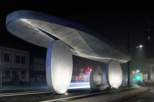 BIM建筑|具有雕塑感的圆盘车站：德国小镇电车站