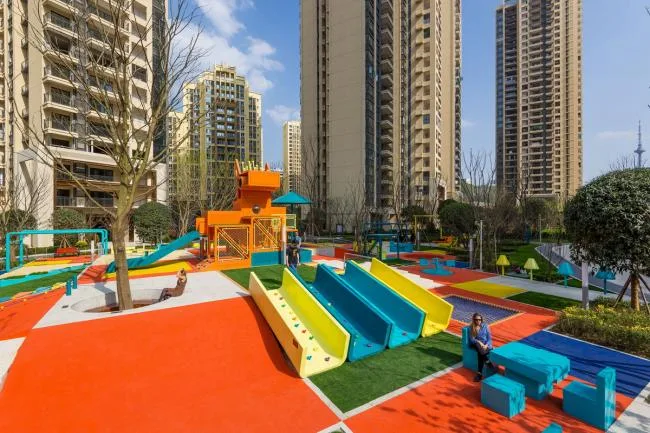 BIM建筑|多彩的像素乐土 / 100architects