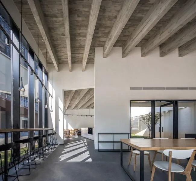 BIM建筑|简约而有格调的生涯美学馆 / 墨照建筑设计事务所