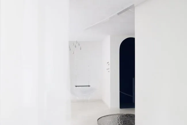 BIM建筑|躲在空间里的十二行诗：BY JOVE 花店 / Mur Mur Lab