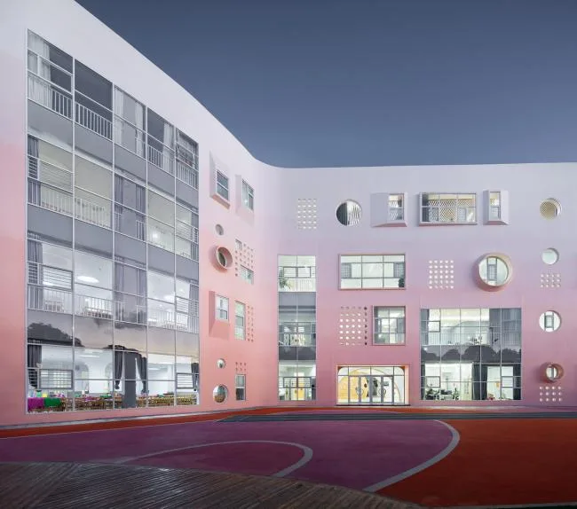 BIM建筑|一个可触摸的乌托邦，一个可实现的幻想国——棒棒糖幻想园 / 西安迪卡幼儿园设计中间
