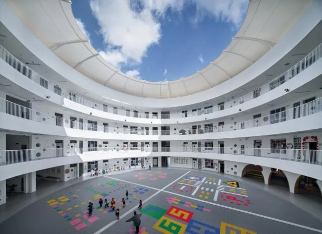 BIM建筑|一个可触摸的乌托邦，一个可实现的幻想国——棒棒糖幻想园 / 西安迪卡幼儿园设计中间