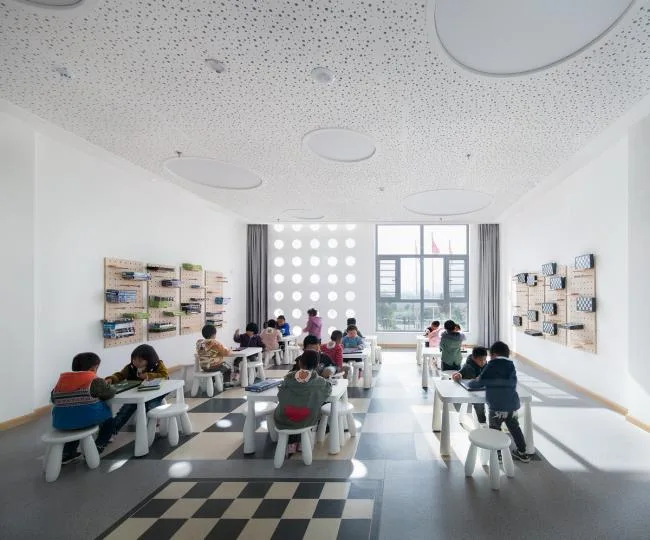 BIM建筑|一个可触摸的乌托邦，一个可实现的幻想国——棒棒糖幻想园 / 西安迪卡幼儿园设计中间