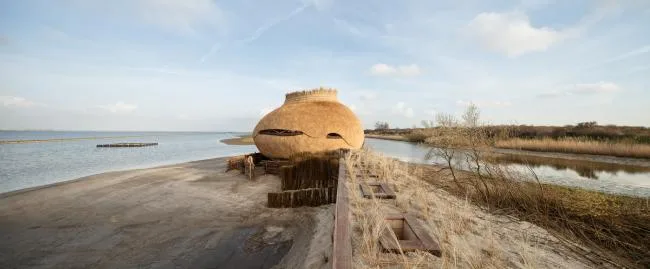 BIM建筑|栖息于水畔的水鸟蛋：Tij 不雅鸟屋 / RO&AD Architecten