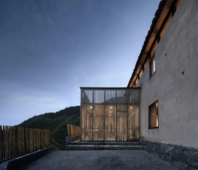 BIM建筑|山丘聚落中的村落藏书楼：前锋松阳陈家展布衣书局 / 张雷结合建筑事务所