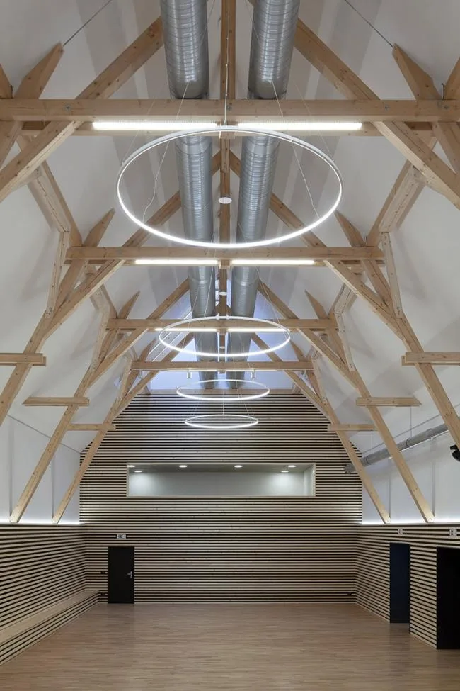 BIM建筑|Píšť 小镇信息与文化中间，捷克 / Knesl Kyncl Architects