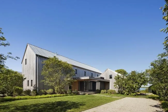 BIM建筑|东湖之家，定格湖景的纯白之家 / Robert Young Architects