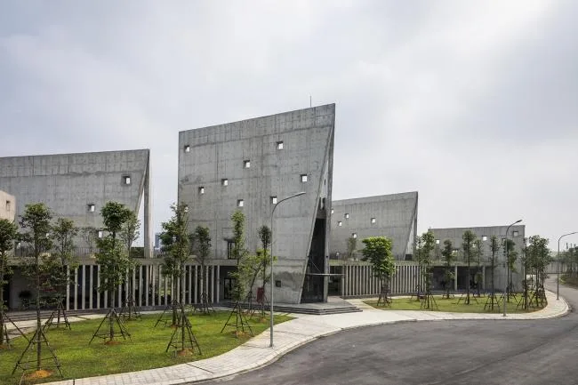 BIM建筑|光影错落，开合有度：Viettel 厂外工作室 / 武重义建筑事务所