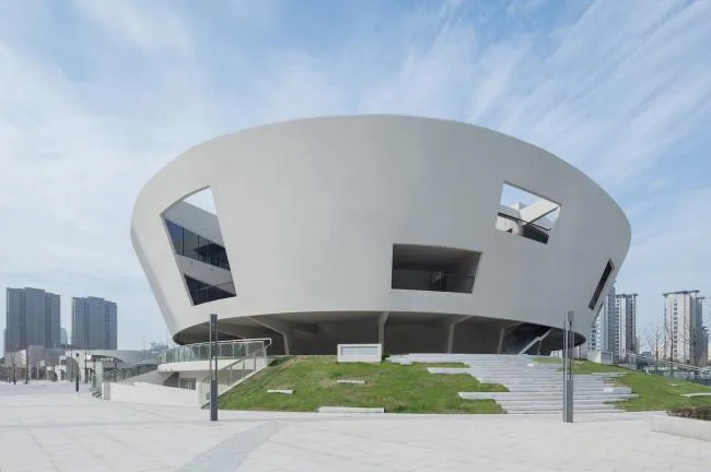 BIM建筑|静若处子，流光四溢——中国轻纺城时尚宣布戏院 / WAU建筑事务所