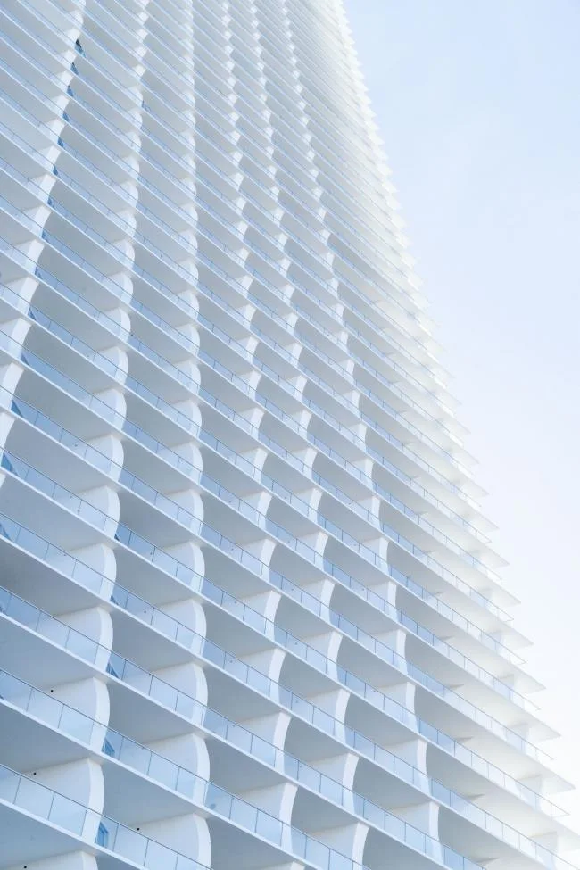 BIM建筑|舞蹈的方格子：迈阿密阳光海滩纯白室第塔 Jade Signature / 赫尔佐格&德梅隆
