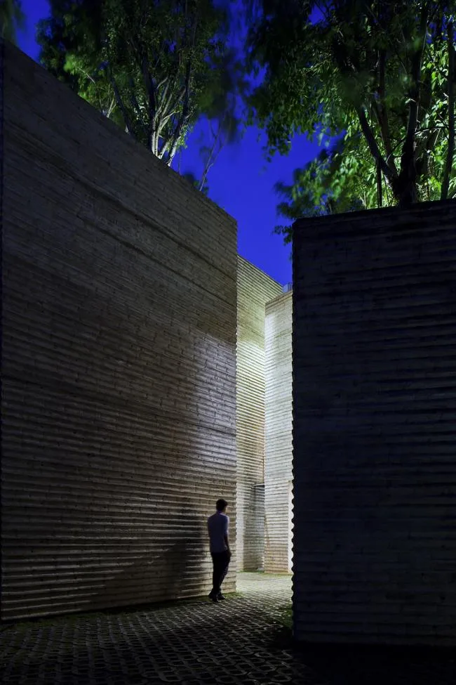 BIM建筑|仿佛暖和朴素的老旧记忆：树家 / 武重义建筑事务所