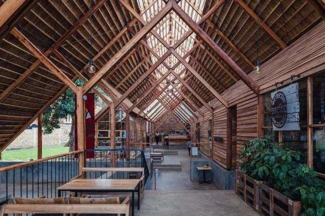 BIM建筑|轻巧明快，如擦过草地的轻燕：山森日式餐厅/ TERRAIN architects