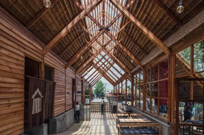 BIM建筑|轻巧明快，如擦过草地的轻燕：山森日式餐厅/ TERRAIN architects