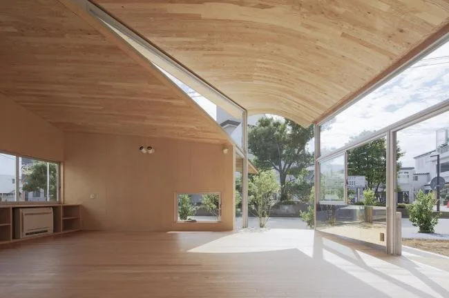 BIM建筑|富士山下，曲线的温顺与魅力：Toranoko 托儿所 / Takashige Yama***a Office