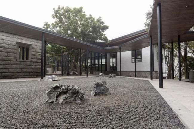 BIM建筑|茂林清泉，焚喷鼻喝茶：茶言不雅舍 / 是合设计工作室