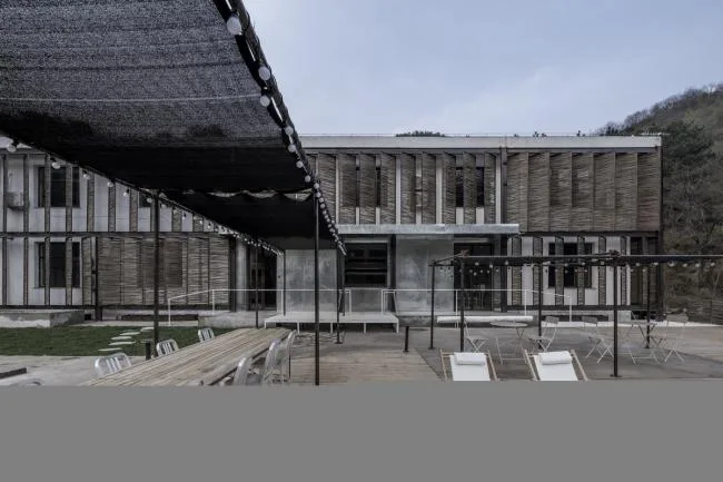 BIM建筑|小也山谷平易近宿·延庆 / 阿穆隆设计工作室