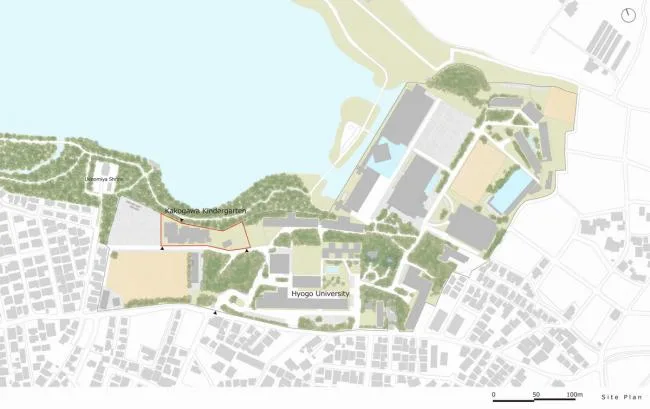 BIM建筑|彩色连廊穿插于白色体量间的湖畔丛林幼儿园 / 竹中工务店