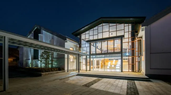 BIM建筑|河水清清，乡愁悠悠：小镇粮仓改革 / 上海交通年夜学城镇空间文化与科学研讨中间