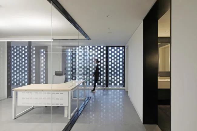 BIM建筑|坚实蕴藉，独看名胜：华润团体档案馆 / Studio Link-Arc