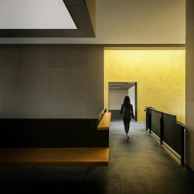 BIM建筑|坚实蕴藉，独看名胜：华润团体档案馆 / Studio Link-Arc