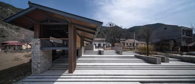 BIM建筑|蓝田县九间房镇油坊坪村景不雅设计 / 中国建筑西北设计研讨院·建筑装潢与情况艺术工程设计研讨院