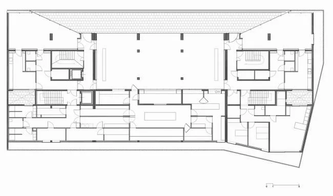 BIM建筑|高耸于年夜海之上，闪烁着赭色珊瑚的深邃深挚：海洋不雅测站国际住宿中间