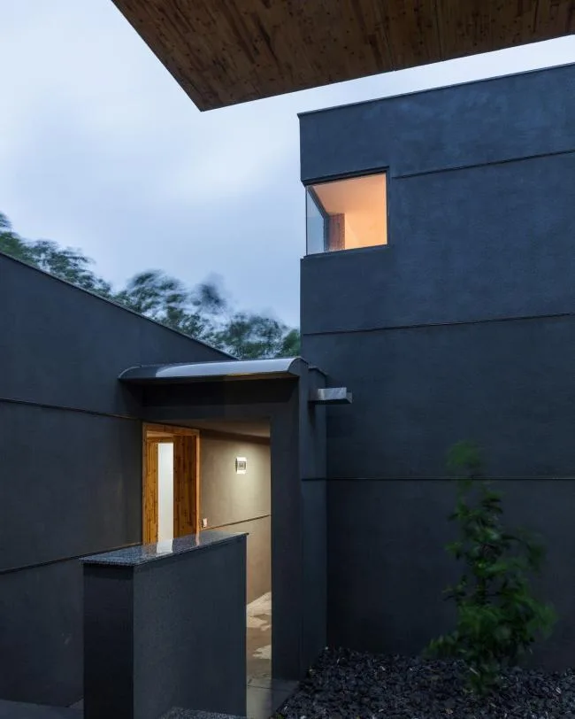 BIM建筑|雨宅·木工的家 / 小写建筑事务所