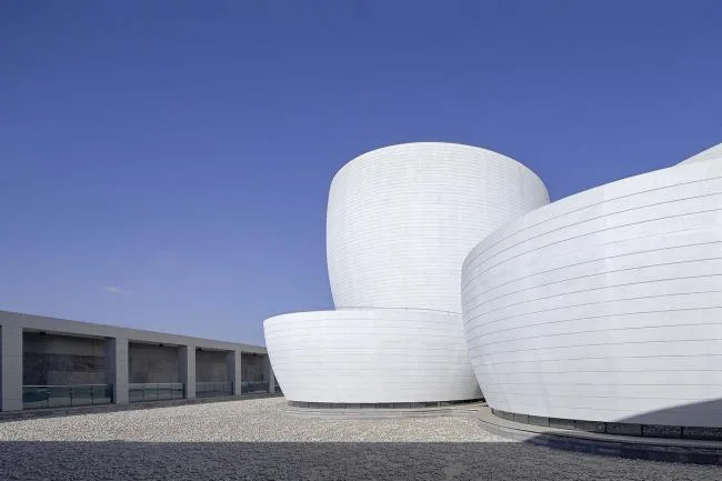 BIM建筑|极简翰墨勾画出的留白：邢窑博物馆 / 言川建筑