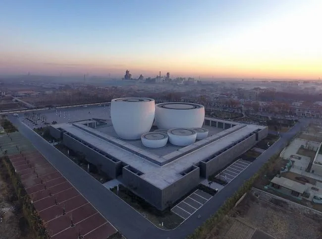 BIM建筑|极简翰墨勾画出的留白：邢窑博物馆 / 言川建筑